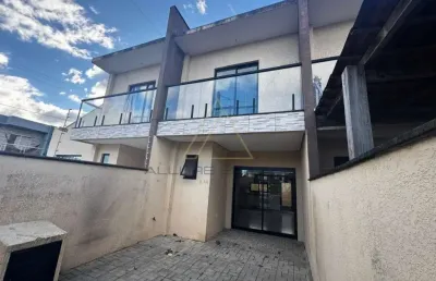 Sobrado, 2 dormitórios, itacolomi em balneário piçarras-sc.