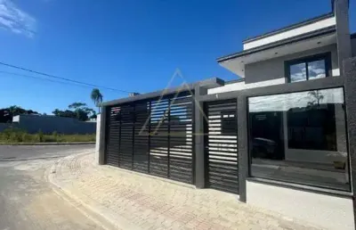 Casa com 3 quartos à venda no itajubá, balneário piçarras  por r$ 650.000