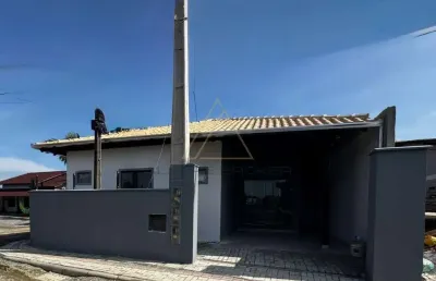 Casa com 2 quartos à venda no itacolomi, balneário piçarras  por r$ 345.000