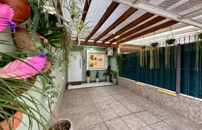 Imperdível! casa à venda em porto alegre-rs, bairro hípica: 2 quartos, 1 suíte, 1 sala, 3 banheiros, 1 vaga de garagem, 160m².