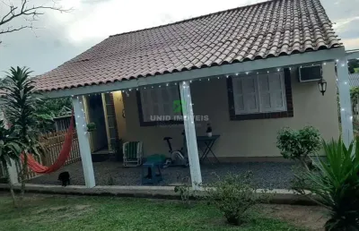 Casa térrea com 3 quartos, piscina, açude, área verde