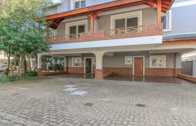Casa de luxo em condomínio na tristeza: 3 quartos, 3 suítes, 6 banheiros, 2 vagas - 241,40 m² - porto alegre-rs