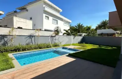 Casa linear com4 quarto sendo 2 suíte e closet no condomínio fechado jardins veneza. codigo: 114296