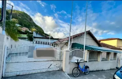 Alugo casa com finalidade comercial localização privilegiada codigo: 85371