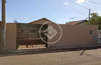 Casa com 2 quartos e edicula no tiradentes, aceita financiamento codigo: 137353