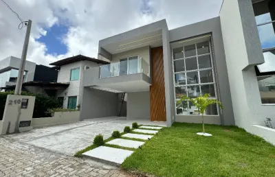 Casa duplex com fino acabamento e 3 suítes em condomínio fechado