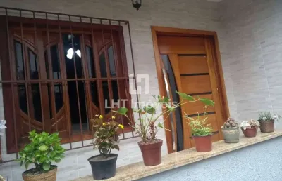 Casa em condomínio fechado com 2 quartos à venda na Rua Lindolfo Fernandes, 65, Laranjal, São Gonçalo