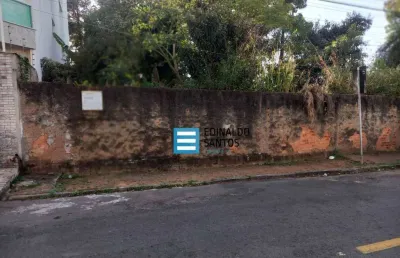Terreno comercial para alugar na Rua Antônio Scanapieco, Nova Era, Juiz de Fora