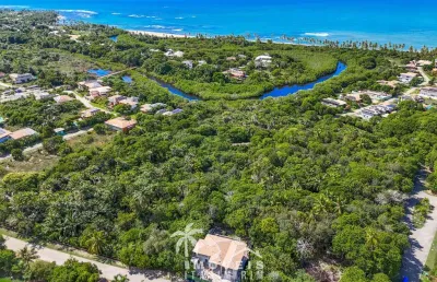 Lote à venda no condomínio enseada do castelo em praia do forte 700m2