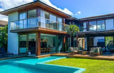 Casa à venda 5 suítes condomínio com acesso a praia - praia do forte