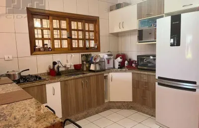 Sobrado com 3 dormitórios à venda, 150 m² por r$ 745.000,00 - vila suissa - mogi das cruzes/sp