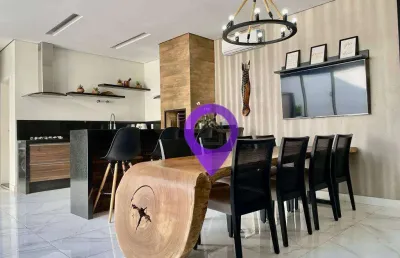 Casa à venda no condomínio bela villa, pouso alegre/mg. 283,68m², 3 suítes, 4 vagas, piscina e área gourmet. condomínio com quadras, salão de festas