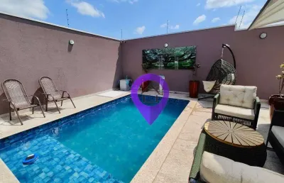 Casa em serra morena com 270m² construídos e 4 dormitórios. destaques: espaço gourmet completo, piscina privativa e localização privilegiada