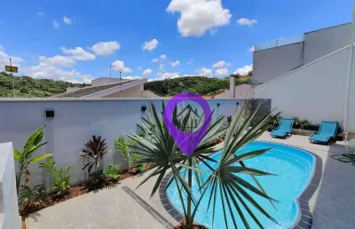Casa exclusiva de 188m² nas colinas de santa bárbara, pouso alegre. 3 dormitórios, suíte com hidromassagem, piscina e área gourmet completa