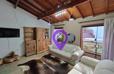 Casa de 348m² à venda no bairro pousada dos campos i, pouso alegre. 4 dormitórios, jacuzzi e área gourmet com fogão de lenha. excelente localização