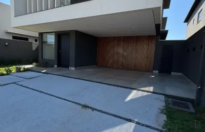 Casa em condomínio fechado com 4 quartos à venda na Rua Itambé, Jardim Montevidéu, Campo Grande