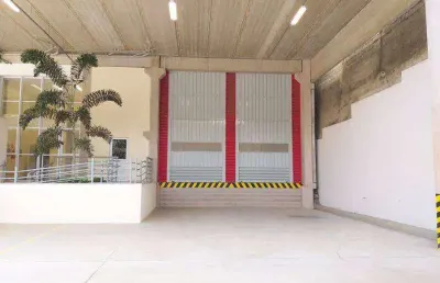 Galpão em condomínio fechado com 1115m² em barueri - sp