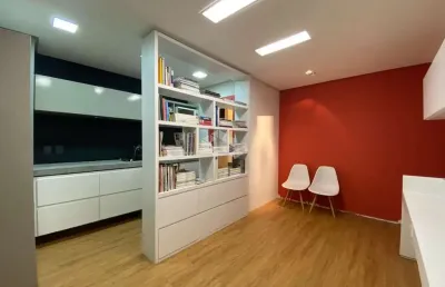 Sala comercial mobiliada e pronta para receber seu negócio no menino deus.