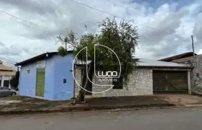 Casa com 4 quartos à venda na avenida belo horizonte, vila nossa senhora d'abadia, anápolis, 249 m2 por r$ 450.000