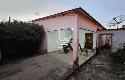 Casa com 4 quartos à venda na rua duque de caxias, frei eustáquio, anápolis, 216 m2 por r$ 300.000