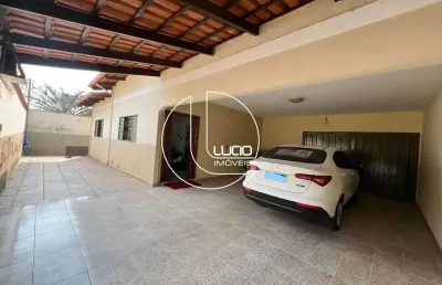 Casa com 3 quartos à venda na avenida marginal, anápolis city, anápolis, 300 m2 por r$ 780.000