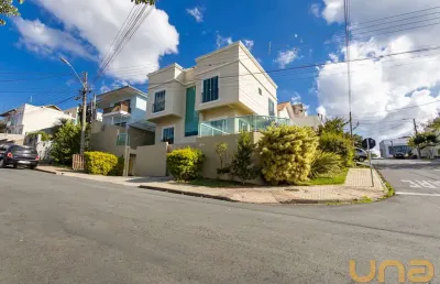 Casa com 4 quartos para alugar na Rua Frei Constantino Gozzo, 315, Vista Alegre, Curitiba