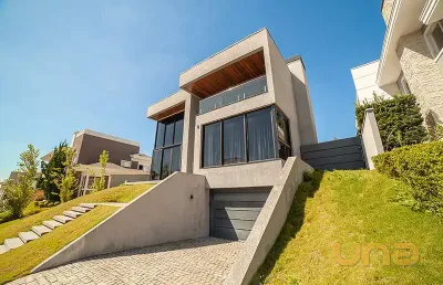 Imobiliária cilar vende casa 4 quartos no campo comprido com 6