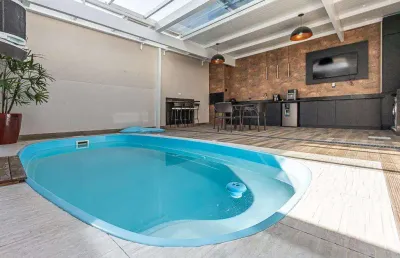 Sobrado campo comprido 3 quartos com piscina coberta e aquecid
