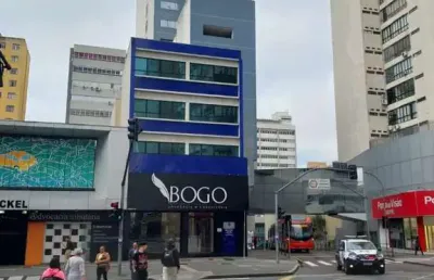 Conjunto comercial no centro de 472 m²  - 133078-i2