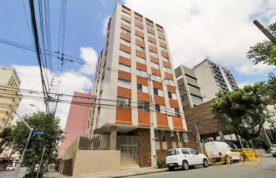 Imobiliária cilar aluga apartamento 3 quartos no centro com 16