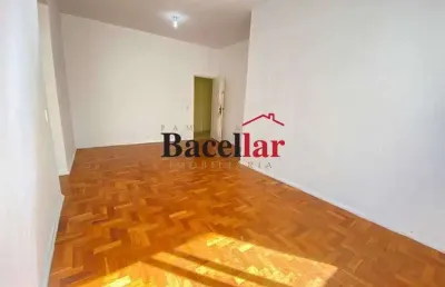 Apartamento com 1 quarto à venda na rua comendador martinelli, grajaú, rio de janeiro, 35 m2 por r$ 220.000