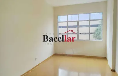 Apartamento com 2 quartos para alugar na avenida maracanã, tijuca, rio de janeiro, 70 m2 por r$ 2.580