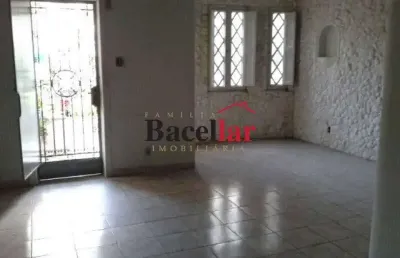 Casa com 4 quartos à venda na rua professor valadares, grajaú, rio de janeiro, 213 m2 por r$ 949.000