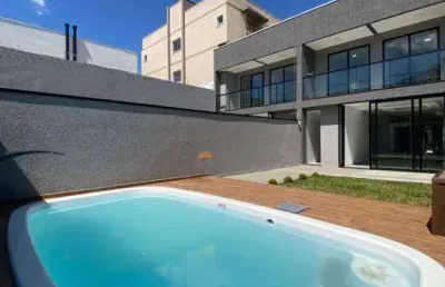 Sobrado com piscina, 3 dormitórios, suíte, à venda, por r$ 1.250.000 - costeira - araucária/pr