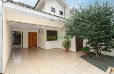 Casa com 2 quartos à venda na Rua Palmital, 657, Parque Residencial Quebec, Maringá