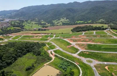 Lotes comerciais em extrema | localizados em avenida | a partir de 250m² | lazer e lagos