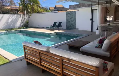 Linada casa com 4/4 - piscina e churrasqueira em vilas do atlantico - ba ( aluguel)