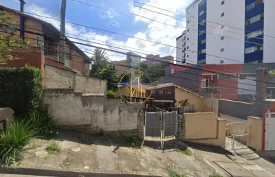 Terreno à venda na Rua Rui Barbosa, Vila Gilda, Santo André
