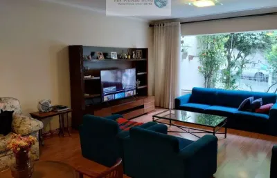 Casa, tipo sobrado com 4 dormitórios sendo 2 tipos suítes ampla sala 3 vagas e quintal em região nobre do klabin jardim da glória vila mariana