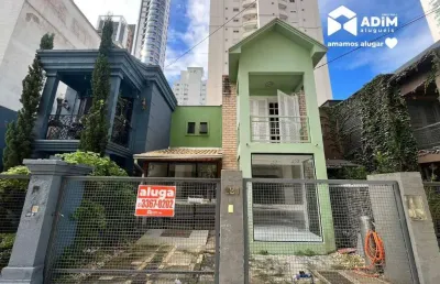 Aluguel anual: casa residencial com 3 suítes e 154 metros no centro de balneário camboriú.