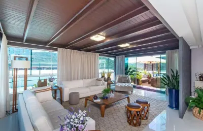 Apartamento mobiliado com 03 suítes á venda no marina residence em balneário camboriú
