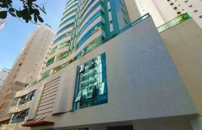 Aluguel anual: apartamento 2 suítes mobiliado no centro de balneário camboriú.