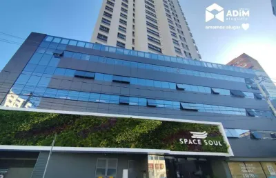 Aluguel anual: apartamento de 2 suítes no centro de itajaí