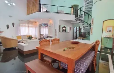 Casa de luxo para locação em jundiaí-sp, bairro traviú: 5 quartos, 4 suítes, 5 salas, 2 banheiros, 17 vagas de garagem!