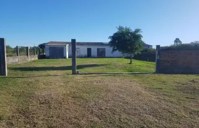Casa para venda em pelotas, três vendas, 2 dormitórios, 1 banheiro, 1 vaga