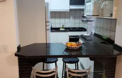 Apartamento para temporada em itapema, meia praia, 2 dormitórios, 1 suíte, 2 banheiros, 1 vaga