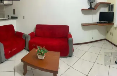 Casa para temporada em bombinhas, bombas, 2 dormitórios, 1 banheiro, 1 vaga