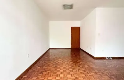Oportunidade!!! apartamento localizado no bairro são mateus, perto de tudo!
