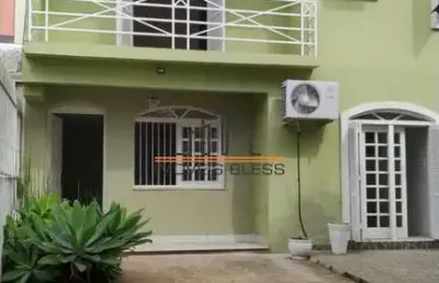 Casa com 4 quartos para alugar no Centro, Canoas 