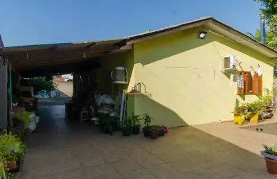 Casa com 2 quartos à venda no Niterói, Canoas 